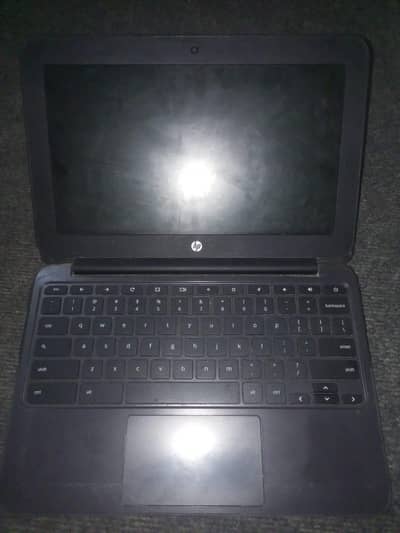 Chromebook all ok 3+32 memory  with charger 7000