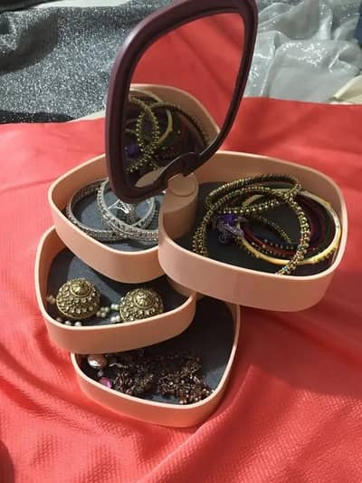 Modern  Jewellery box for Women with mirror