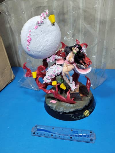 Anime showpiece fig