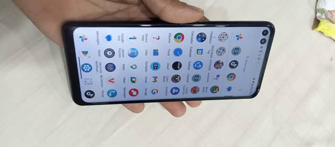 moto one 5g ram 6 rom 128 rmobil bilkul new hai mo