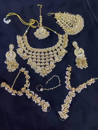 Bridal jewelry set