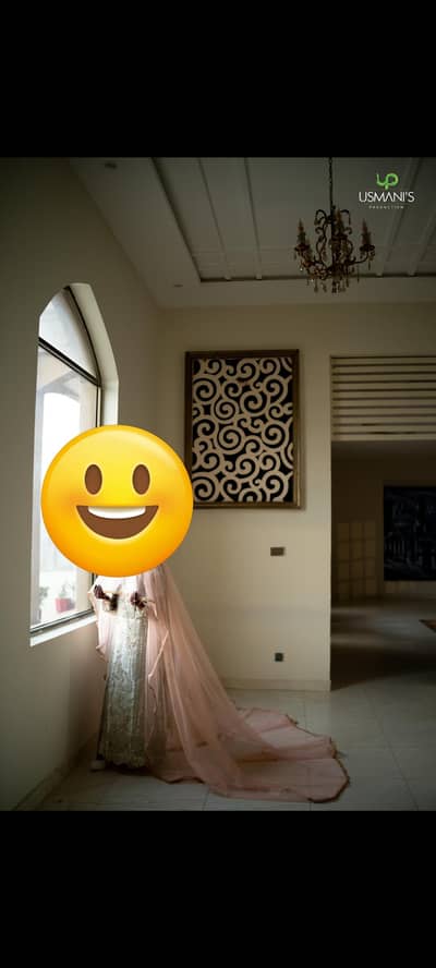 stylish veil with long tail for nikkah