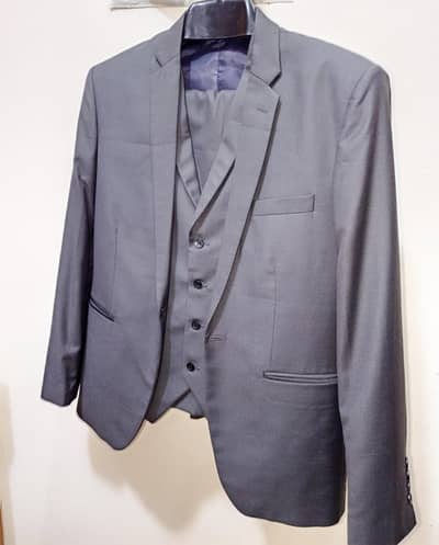 3 Piece Mens Formal Suit