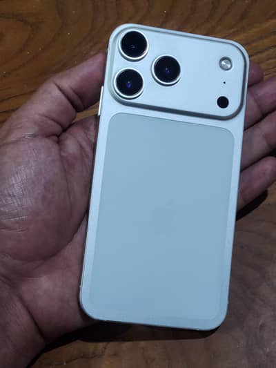 Iphone Xr converted 17 Pro 64GB JV