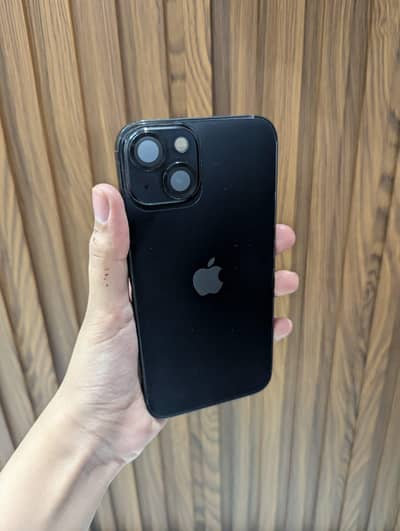 wanted to sell iPhone 13 in blue color