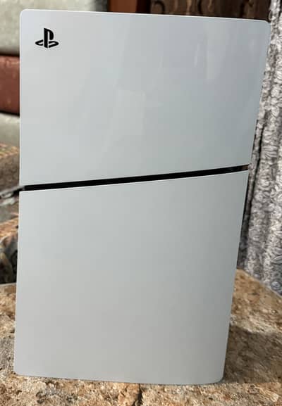 PS5 slim disc edition UK - 1TB