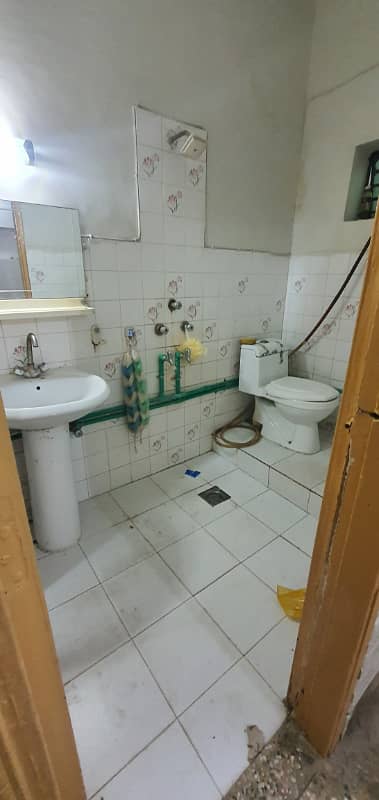 4.5_Marla Upper Floor Available For Rent I-10, ISLAMABAD