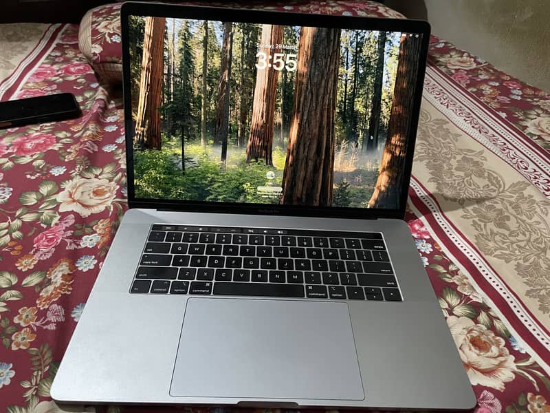 Macbook pro 1