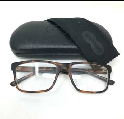 Spacesavers eye frame