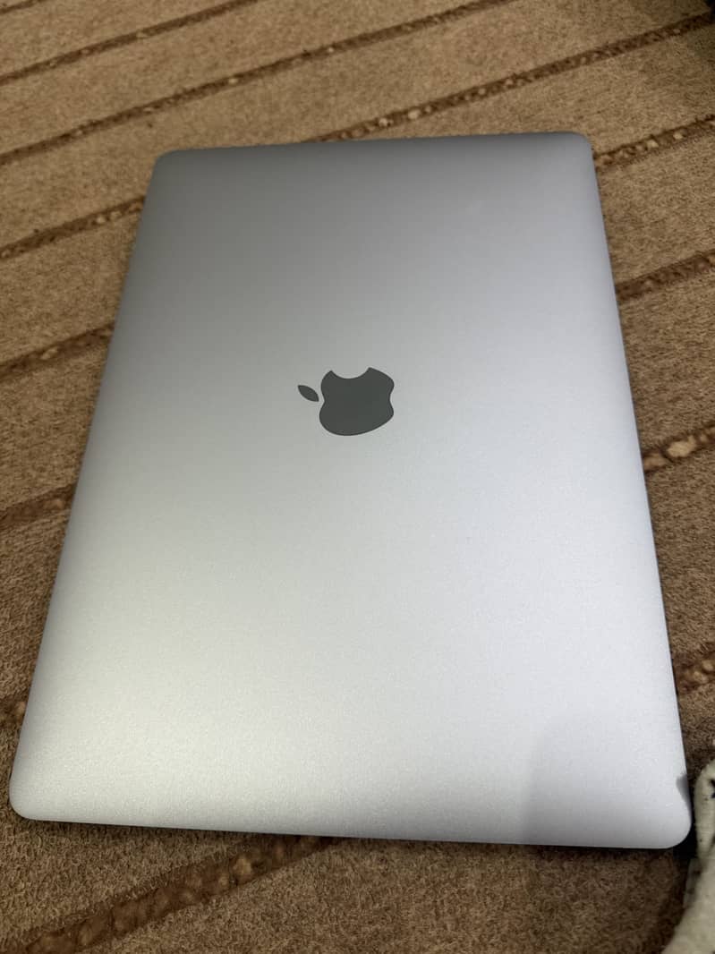 MacBook Pro 2017 1