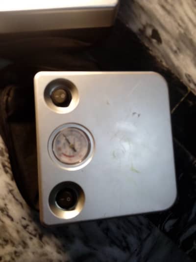 2 portable Car Tire Air Compressor