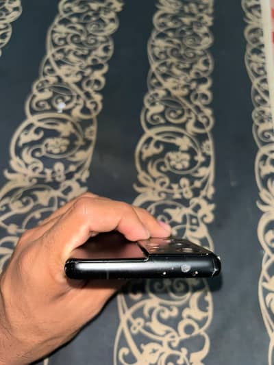 Samsung s21 ultra 12/128 all ok halka sa break hai non pta