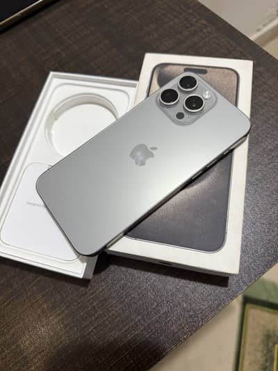 Iphone 15 pro max 256gb Pta Approved