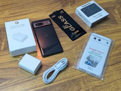 Google Pixel 7 with all Accessories
