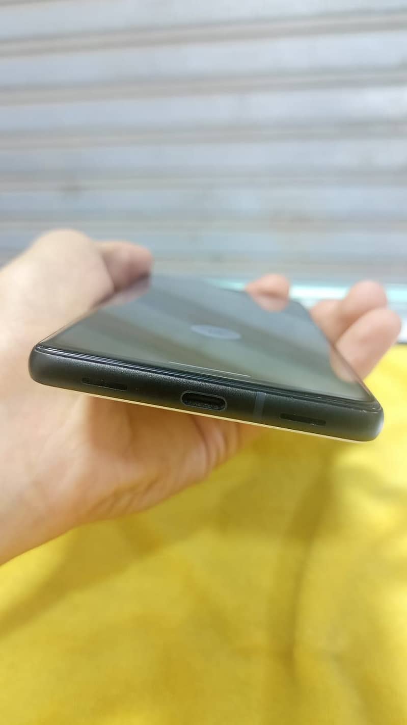 Google Pixel 6a 0