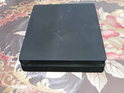 PlayStation 4 Slim