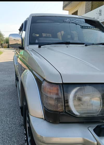 Pajero 1993 total genuine