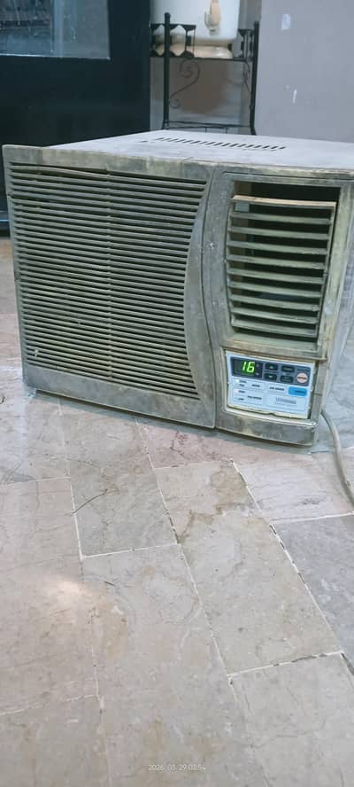 pon ton window ac national company