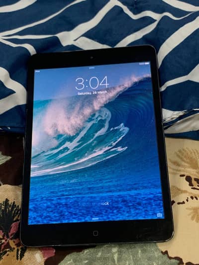 apple I pead mini  urgent sale