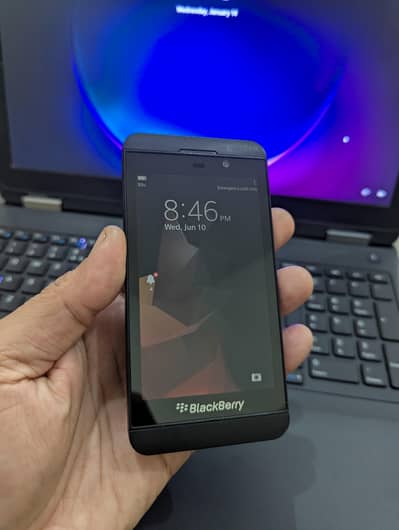 Blackberry Phone Model Z10 4G Hotspot