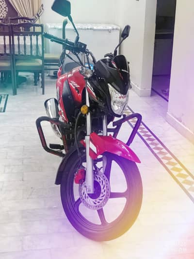 Honda CB 150 F