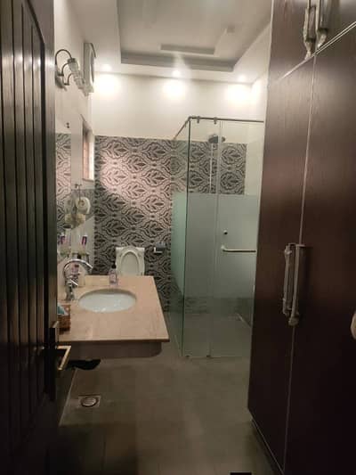 1 kinal brand new upper portion for rent