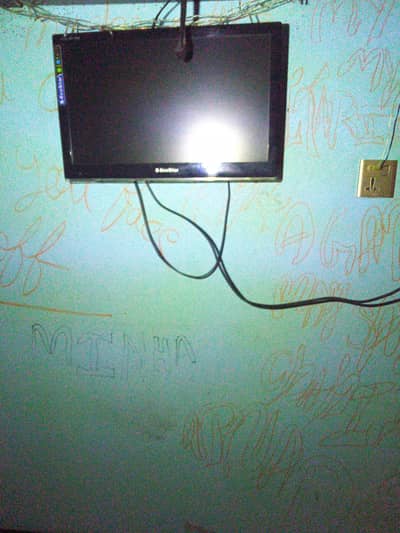 LCD T. V old version used for T. V