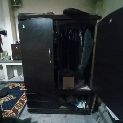 Almari for sell