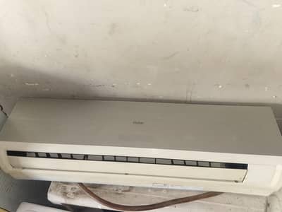 Haier Non inverter Ac