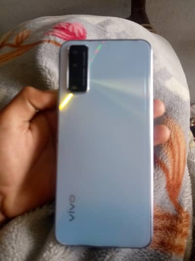 Vivo X21