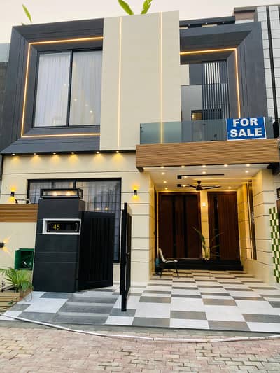 5 Marla Elegant House For Sale In Park View City, Lahore