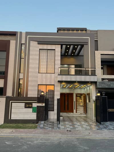 5 Marla Elegant House For Sale In Park View city, Lahore