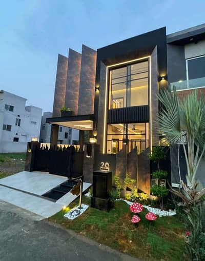 **5 Marla Luxury House For Sale In Park View City, Lahore. **