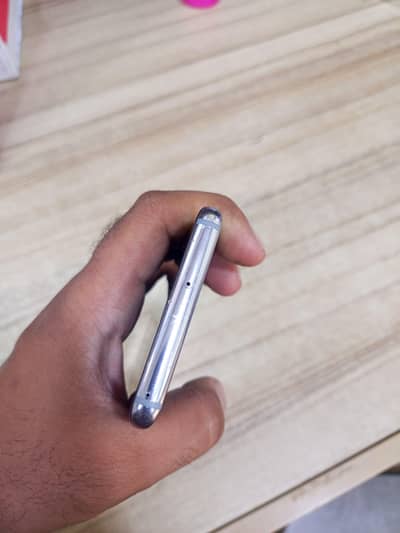 s8 Samsung no open no repair 4 64 pa/ch/ pta approved