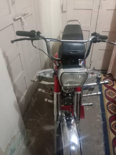 location bhai ka number khud lagwana padega