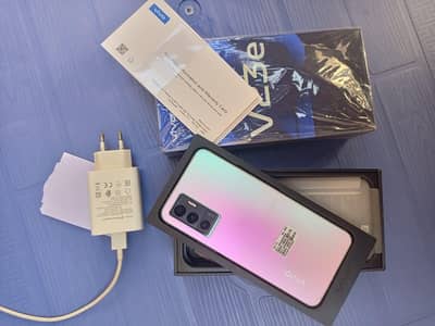 vivo v23e Brand New condition  03049348625