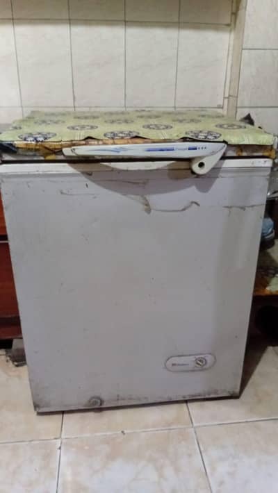 Dawlance Refrigerators all is ok sirf sheet thori kharab ha all is ok