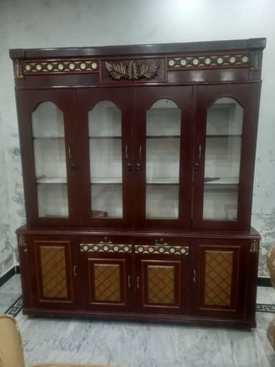 Bed with showcase and Trunks