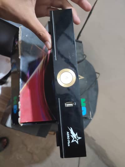 Oshiba TV plus Aero plus reciever