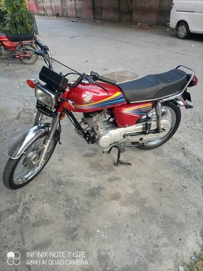 Honda 125cc 2012 model onley WhatsApp 03=28=82=53=9=95