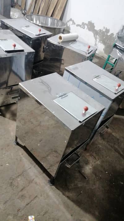 Ice Crusher / Ice Shaver / Baraf Crusher Machine / Qeema Machine