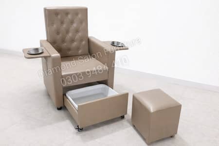 Salon Chair - Saloon Chair - Parlour Chair - Manicure - Pedicure Chai