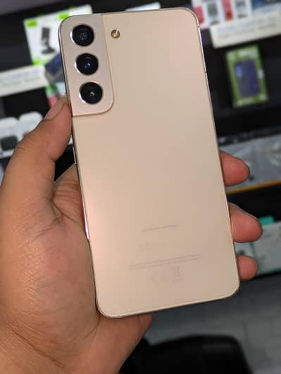 Samsung S22