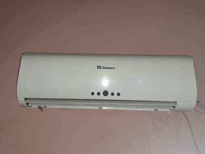 1.5 ton ac action ac condition is 10/10 all neet and clean