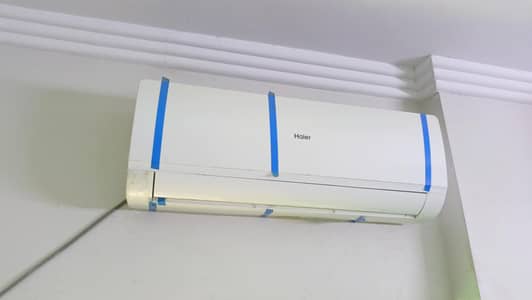 Haier Ac 1 ton in good condition 