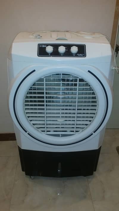 ECM4600 PLUS ROOM COOLER AC/DC