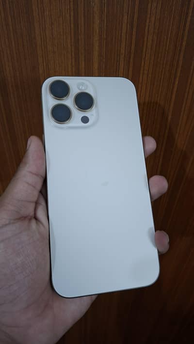 Iphone 16 pro max 256 gb desert.