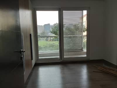 3 BEDROOM SEMI FURNISHED APARTMENT FOR RENT