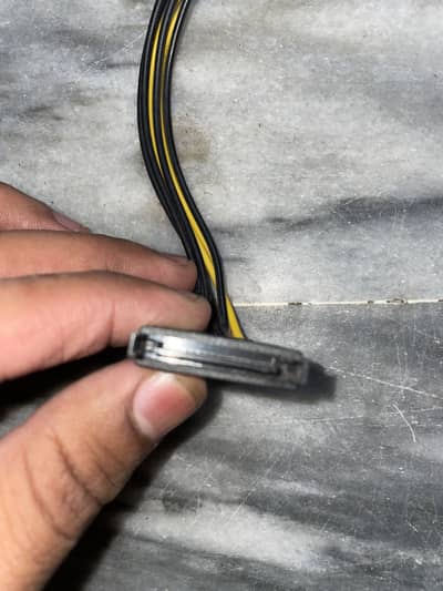 Sata to 6 pin power connector for Graphics card