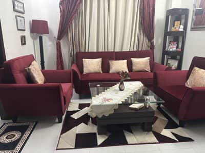 5 seater sofa set slightly used